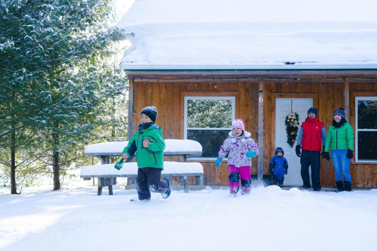 Camping Domaine Yamaska Bromont Extérieur photo
